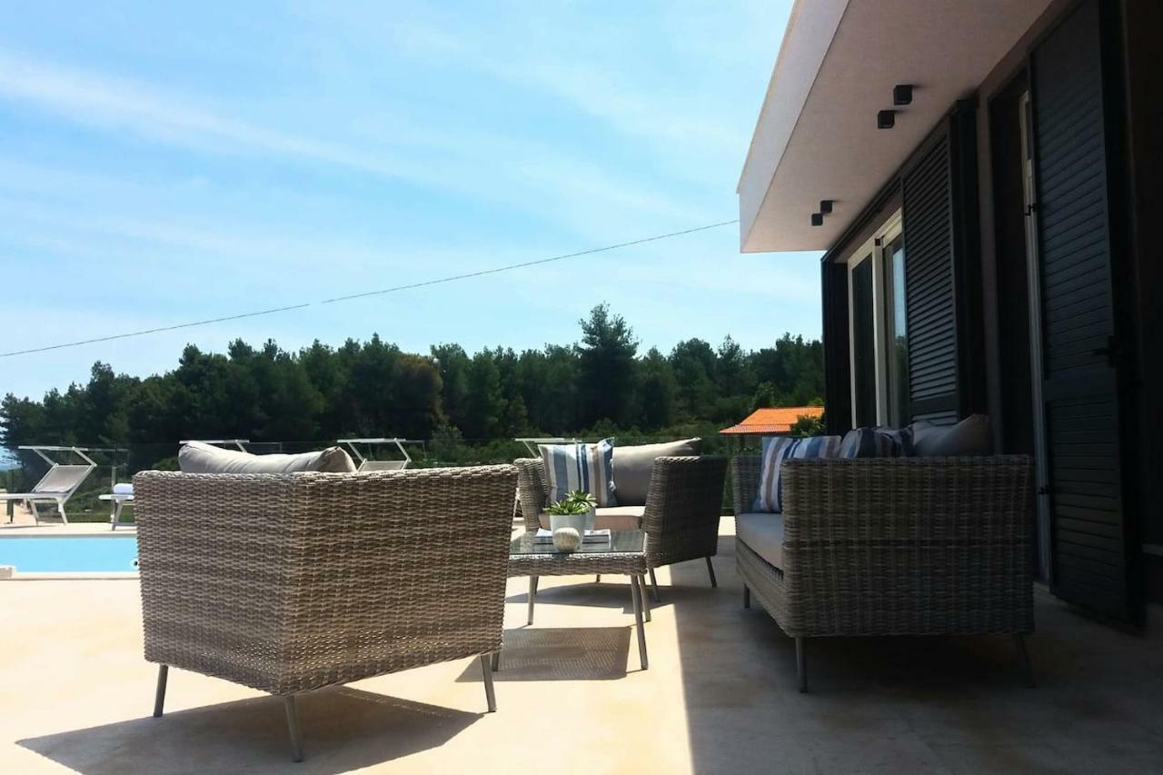 Villa R&B Sutivan Exterior foto